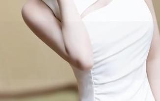 秀人网 – 在线直击何梦兮Stacy红裙，高清画面，瞬间被吸引了眼球。