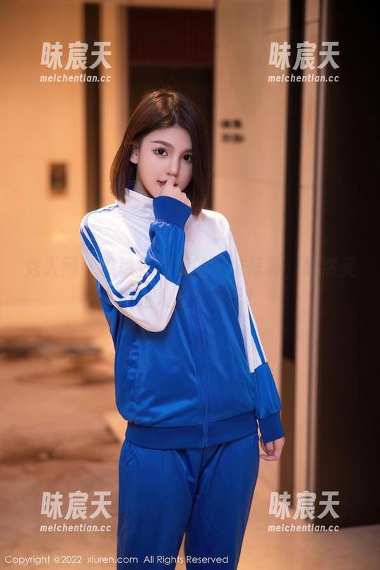 秀人网 - 瞧瞧刘婷婷的学妹写真，果然美得让人心动不已！
