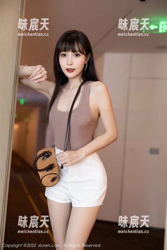 秀人网 - 美脚的诱惑，刘飞儿Faye高清写真集等你来解锁！
