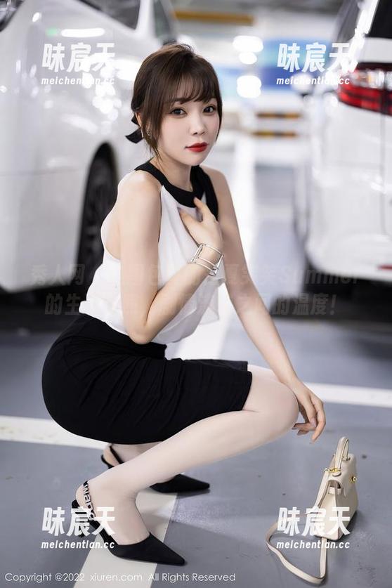秀人网 - 这图包真的是夏笑笑Summer的生活写照，剧情流转之间的温度！