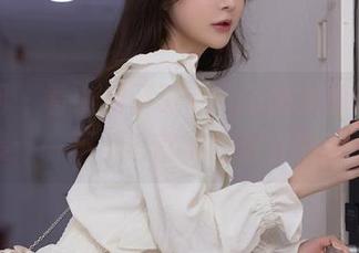 秀人网 – 看小橘子orange修女的写真作品集：一不小心就被这份安静吸引。
