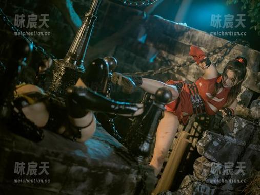 一起来看看！秋和柯基的豹纹图册，穿上这衣服我也想出门了！