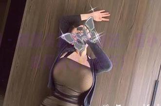 微密圈 – 制服资源独家放送，童小芯教你如何优雅地翻书！