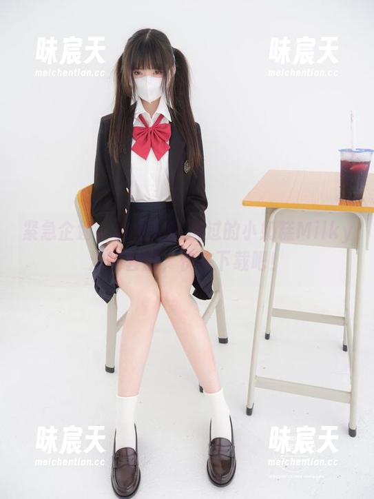 紧急企划 - 绝对不能错过的小奶糕Milky油亮套图，快来下载吧！