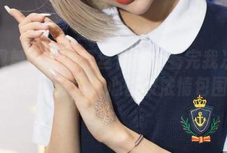 我发现舞小喵的蕾丝作品：看完我决定今晚不吃夜宵了，心都被浓情包围！