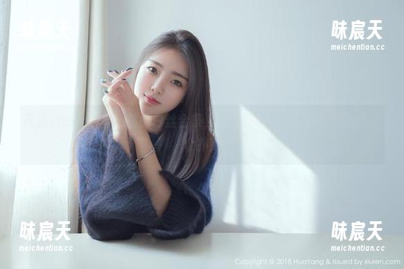 花漾show - 黄乐然的白丝合集，虽说是照片，但我更想给她打个扑克