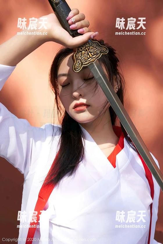 蜜桃社 - 玛丽Mary的浴室：高清写真，让人忍不住多看几眼，光线真绝！