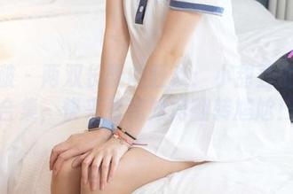 袜啵啵 – 两双长靴的狂欢：小甜豆的分享合集，快来看我如何翻转尴尬！