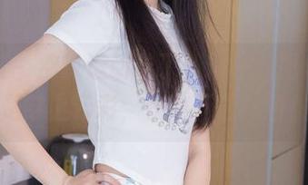 袜啵啵 – 别说运动鞋了，糯米的图包更像是穿上云彩，快来下载体验！