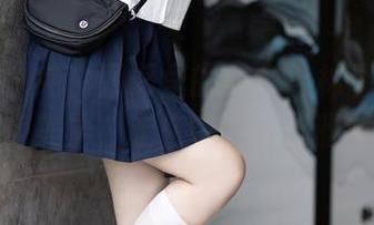 语画界 – 纯白图册里的秘密：林星阑的免费版美学，让你也变得优雅些！