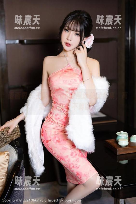 语画界 - 王馨瑶yanni黑丝美腿合集，高清版让你目不转睛！