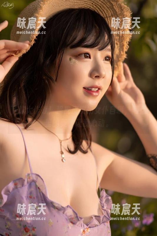 下载大作战！超皮皮皮奶女仆自摄，网盘里的美，让我心动。