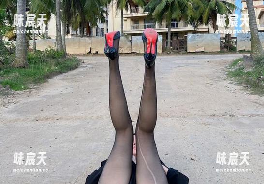 微密圈 - 这组美图真绝!迷人的五姨太姐姐的眼神,简直了! 微密圈 - 这组美图真绝!迷人的五姨太姐姐的眼神,简直了!