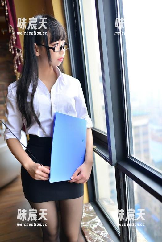 制服姐姐雪琪SAMA教你如何用美图撩到心仪对象！