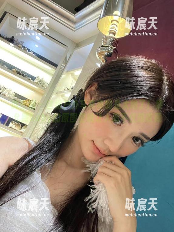 微密圈 - 这组户外写真真的是太绝了！黎允熙baby的原图壁纸让人忍不住想收藏。