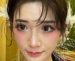 微密圈 – 黎允熙baby图包：下载黑粉瑜伽，身姿翩翩，却也不得不提一提那些‘关注’的目光……