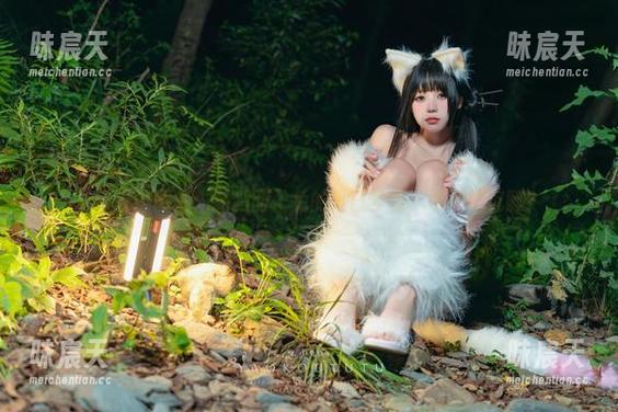 泳衣私房图集：黏黏团子兔的夏日梦境，谁不想沉醉？